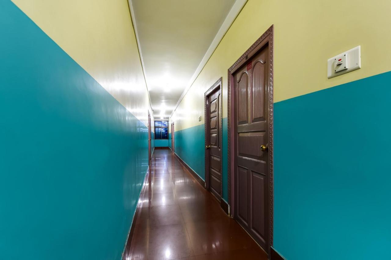 Oyo 44160 Hotel Sahana Jangipur Екстериор снимка