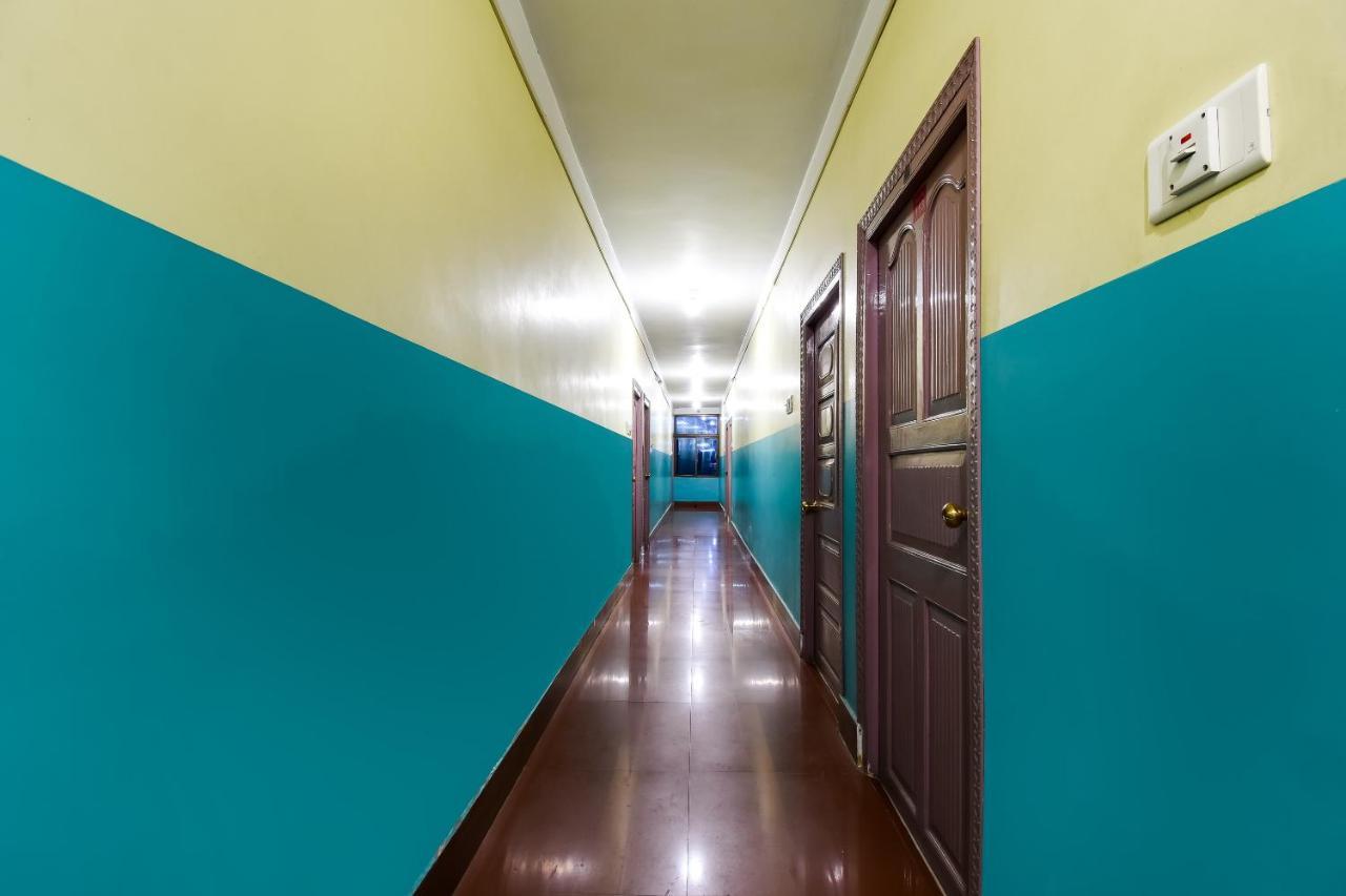 Oyo 44160 Hotel Sahana Jangipur Екстериор снимка