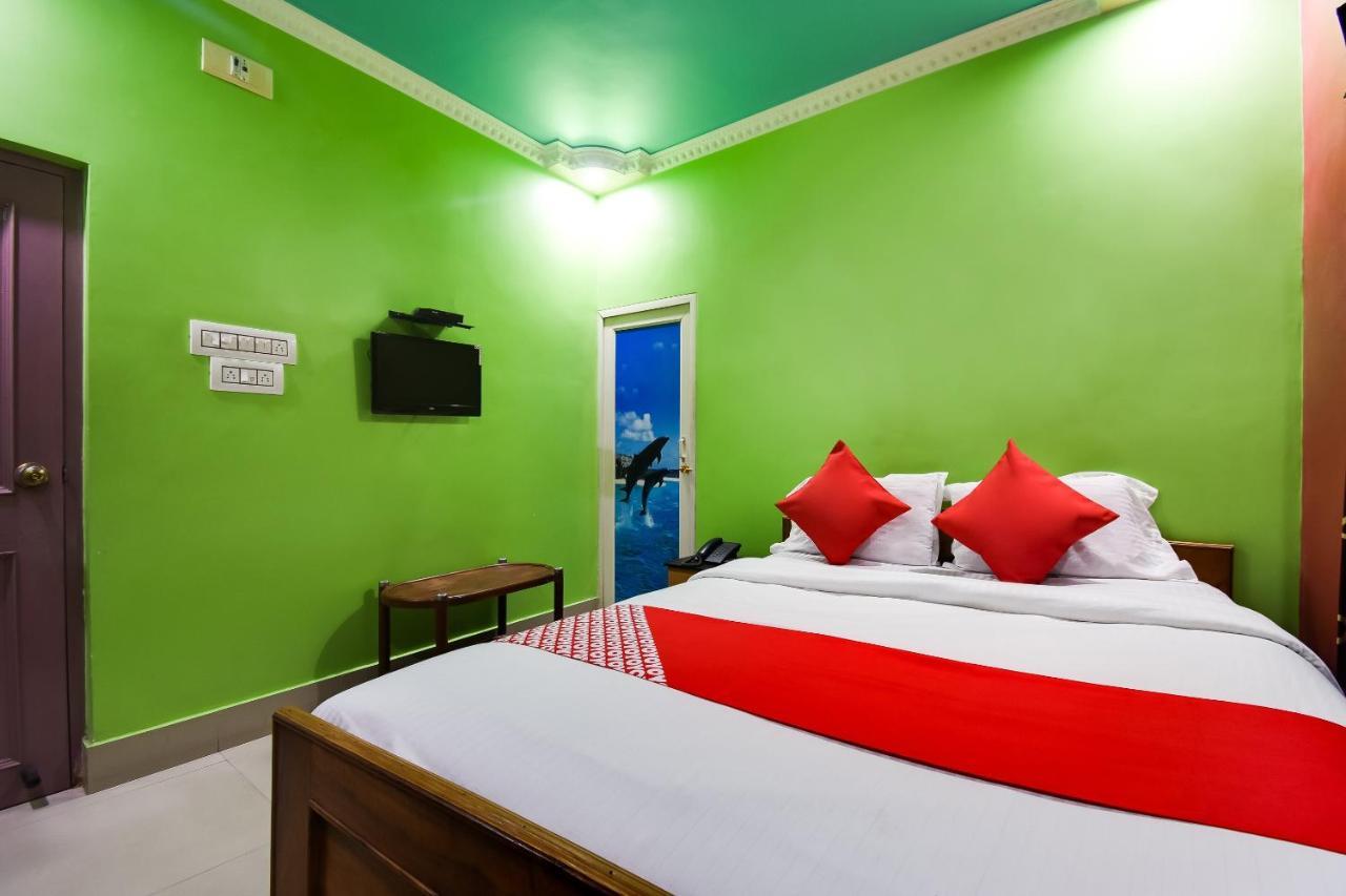 Oyo 44160 Hotel Sahana Jangipur Екстериор снимка