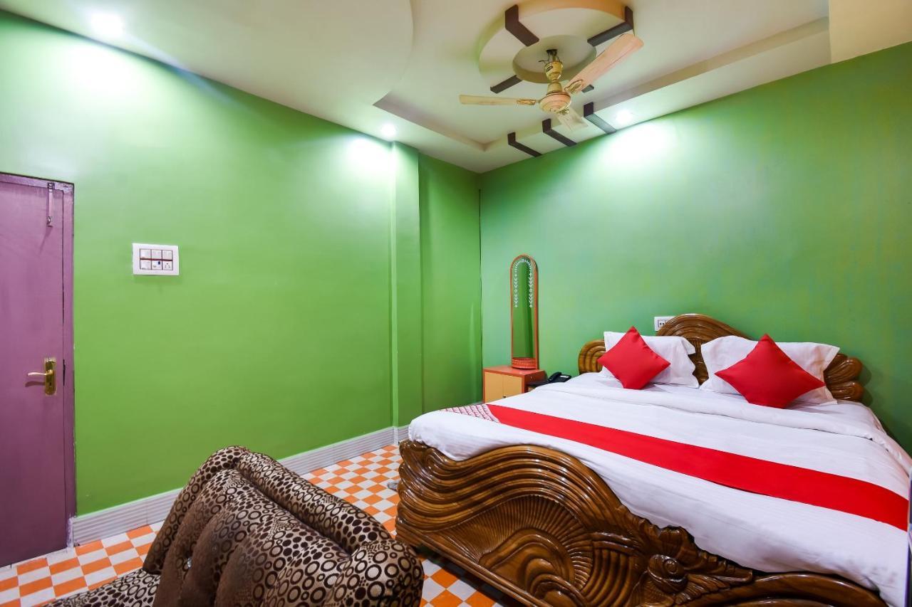 Oyo 44160 Hotel Sahana Jangipur Екстериор снимка